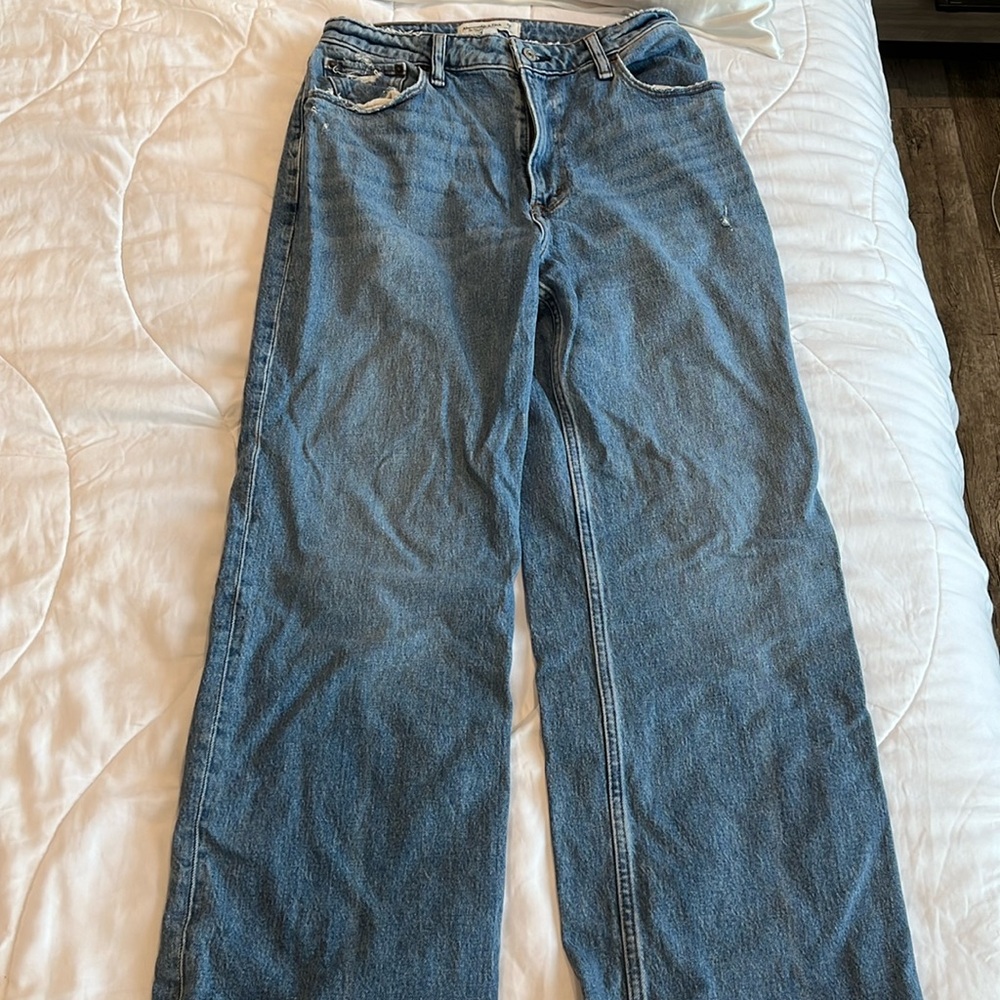 Abercrombie & Fitch 90’s Relaxed Jean High Rise